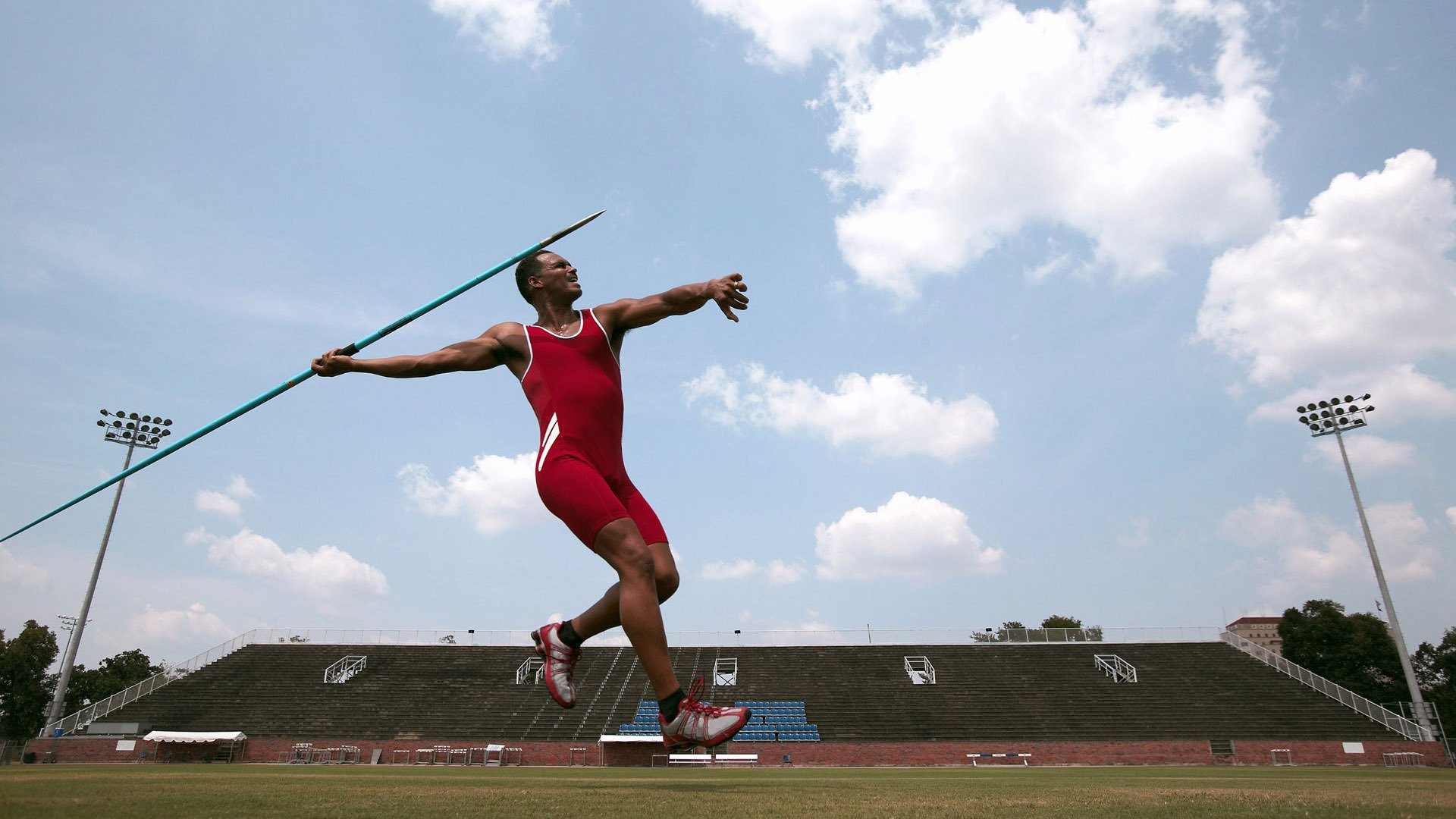 校园体育文化节品牌化建设路径探索